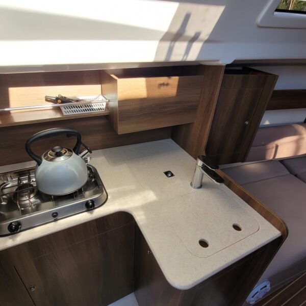 maxus-24-evo-misty-rain-kambuz