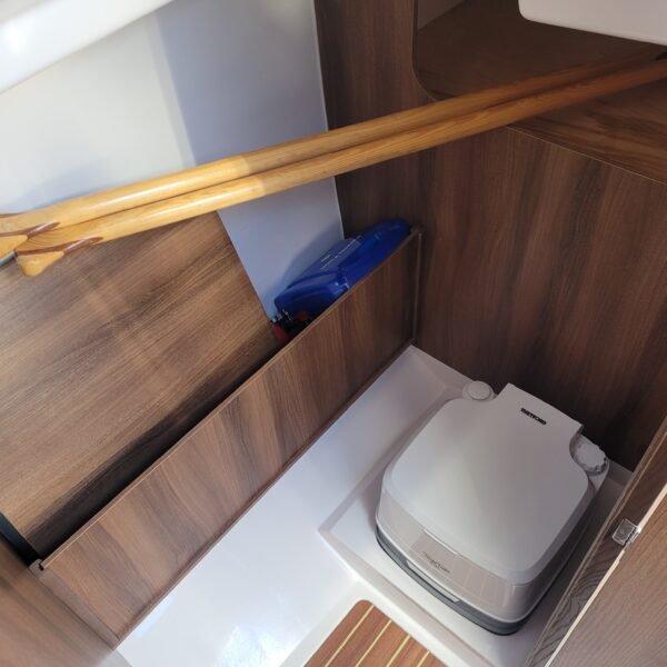 maxus-24-evo-misty-rain-kingston